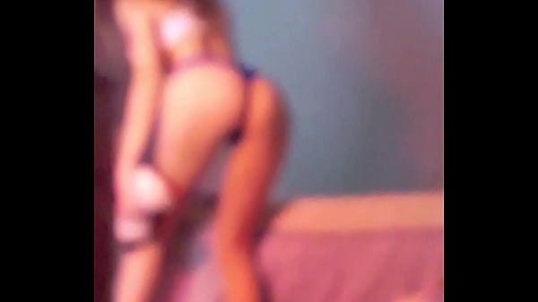 Bonneyuwu – 21:19 dildo orejitas de gato , peluche